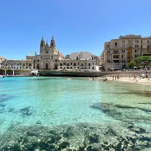Bay 3*, San Julián Malta
